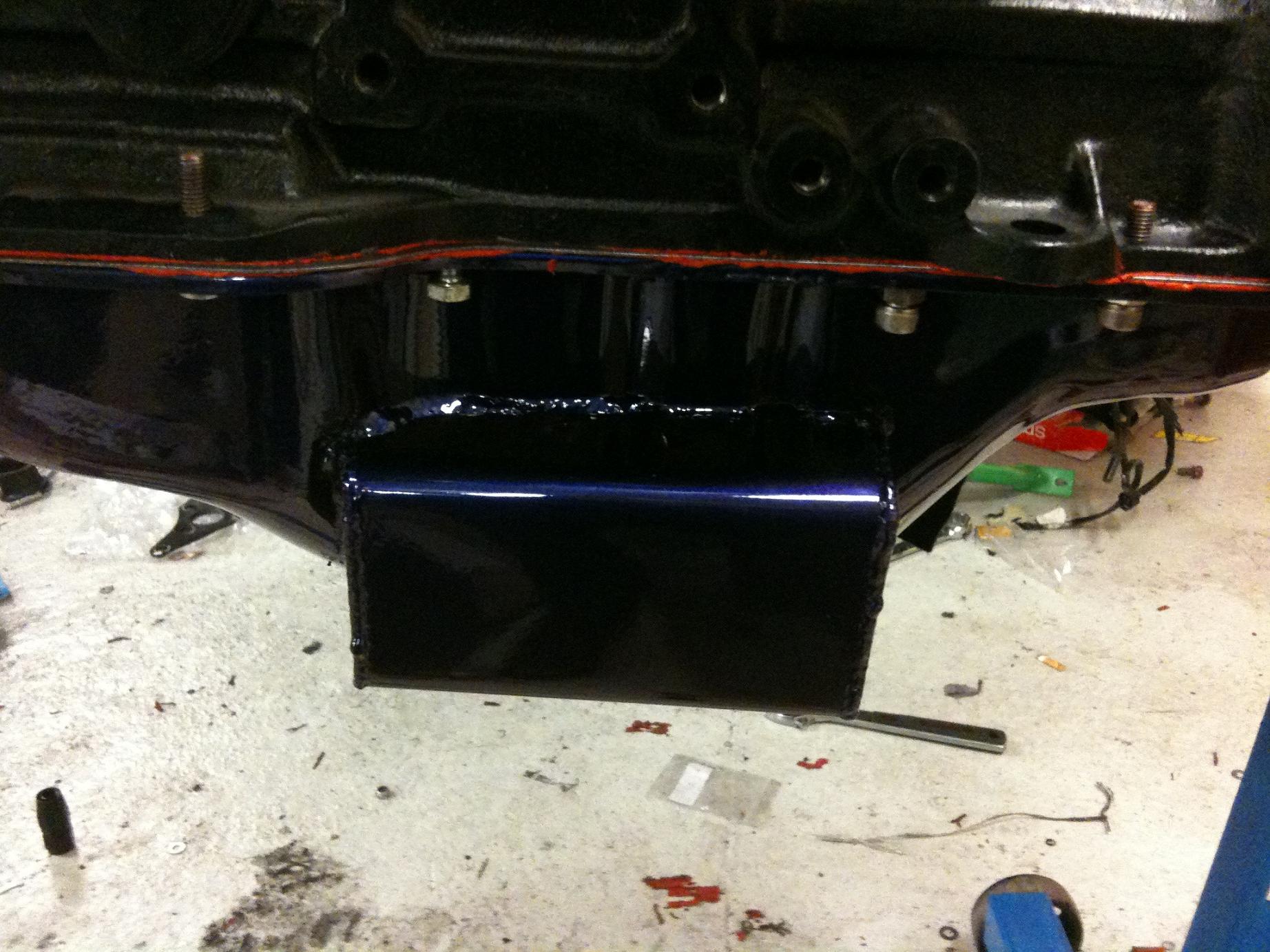 Bunnpanna måtte av igjen pga crank scrapers.så den og fikk seg en ny farge :)