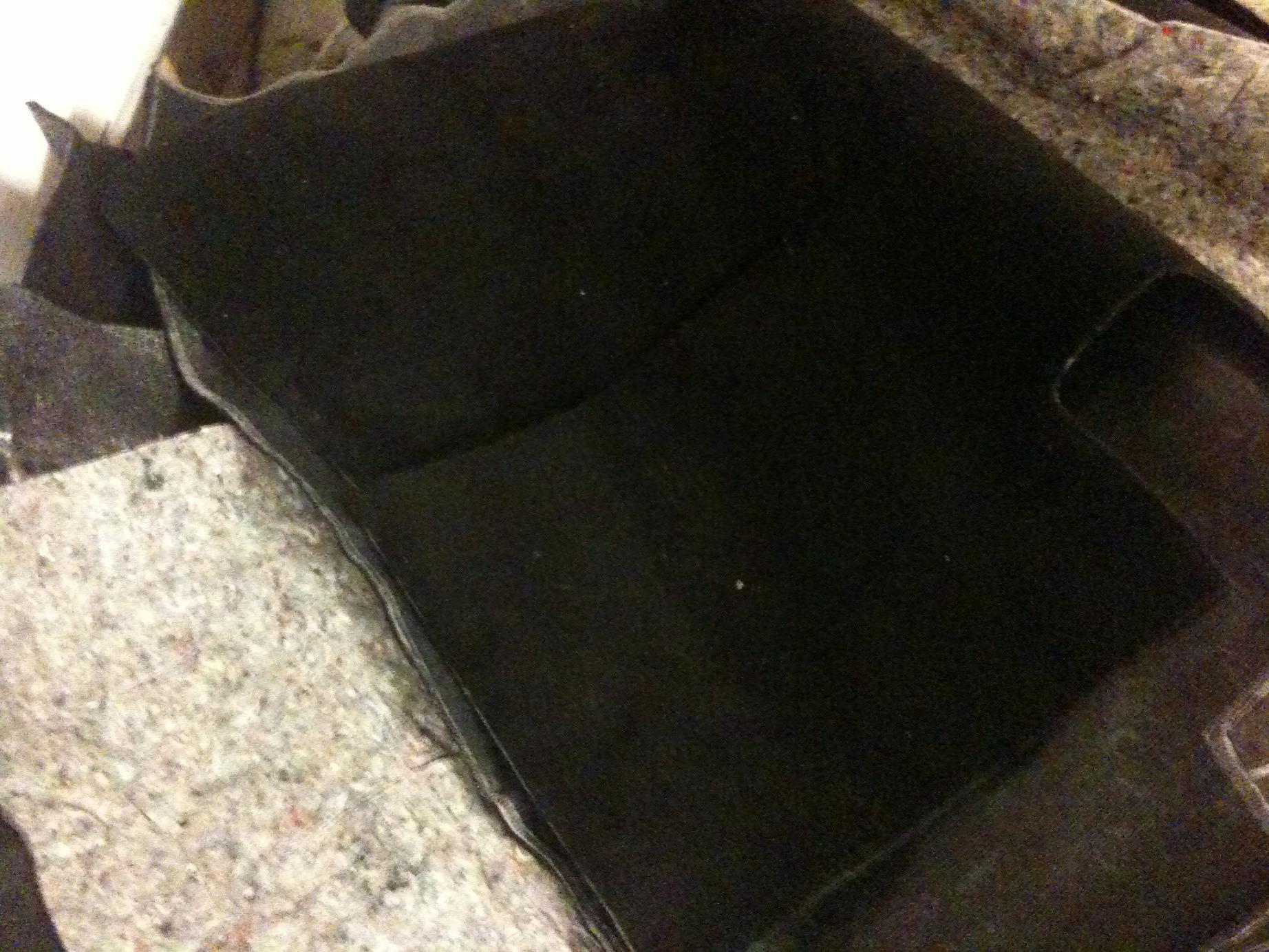 fikk også tak i nytt komplett teppe i svart :)