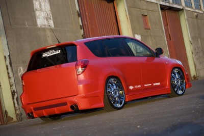 2009-modified-toyota-rav4.jpg