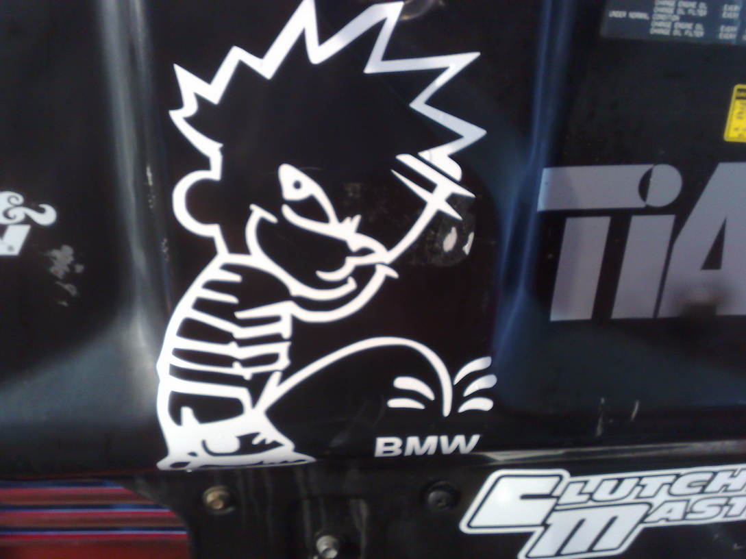 Det viktigste av alt!  Finnes ikke en BMW fanatiker som ikke blir irritert så snart jeg åpner motorlokket. :p