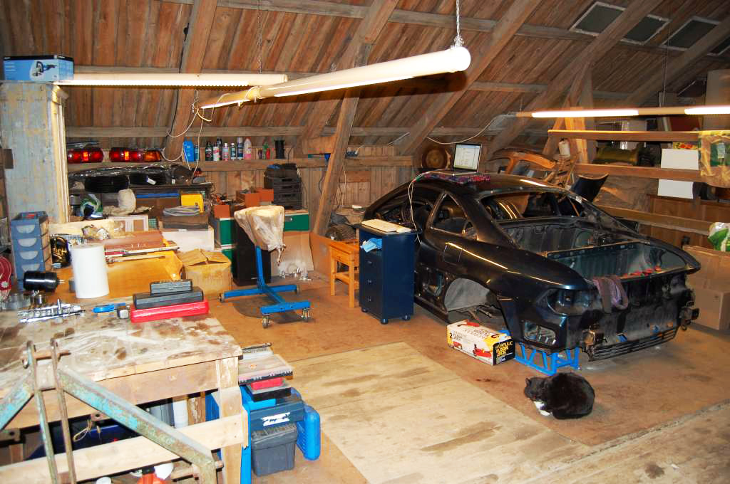 For et rot... Legg merke til laptopen på taket av bilen med http://www.ts-ogn.no og MR2 BGB oppe ;)