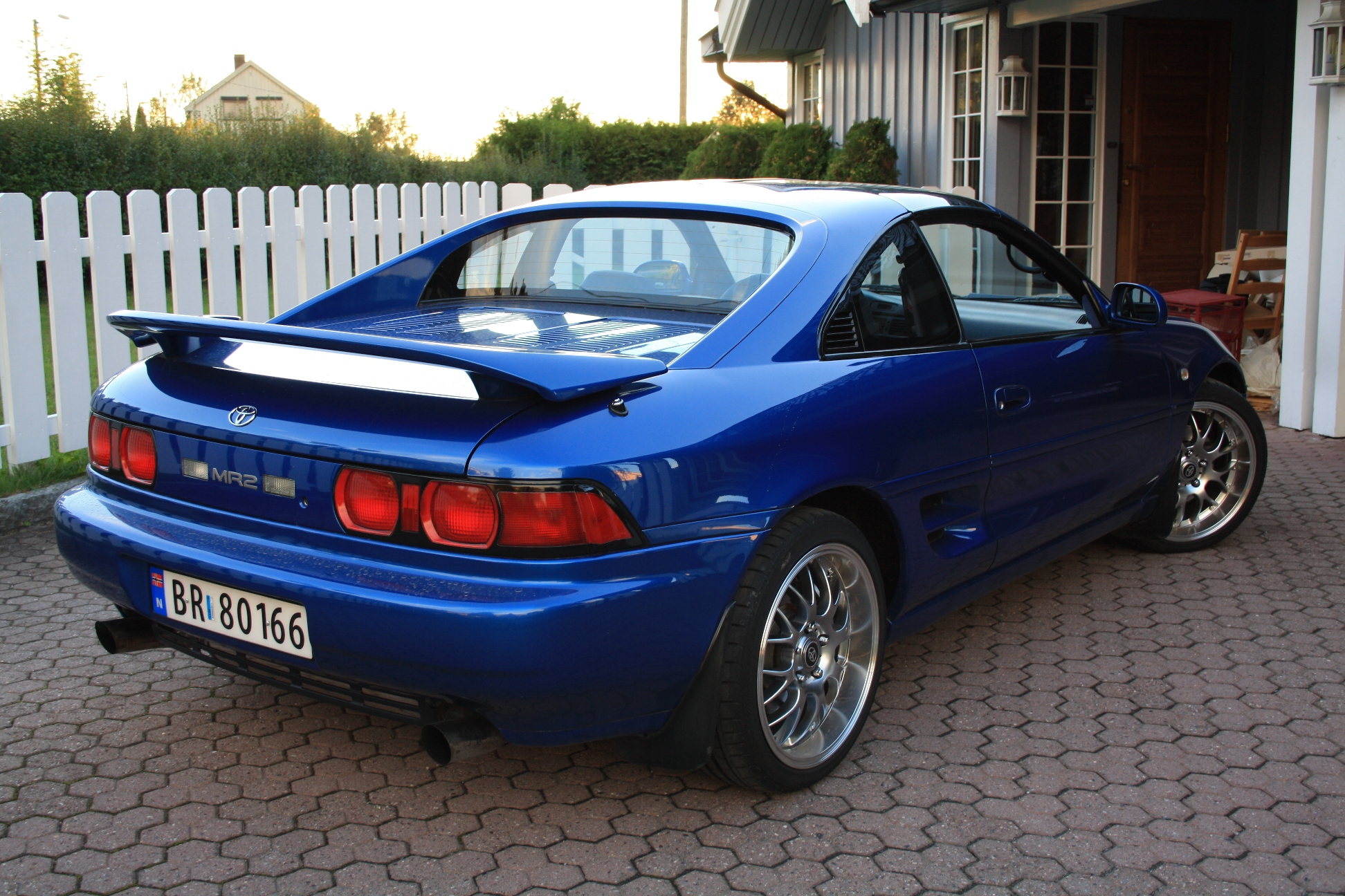 mr2cam5.jpg
