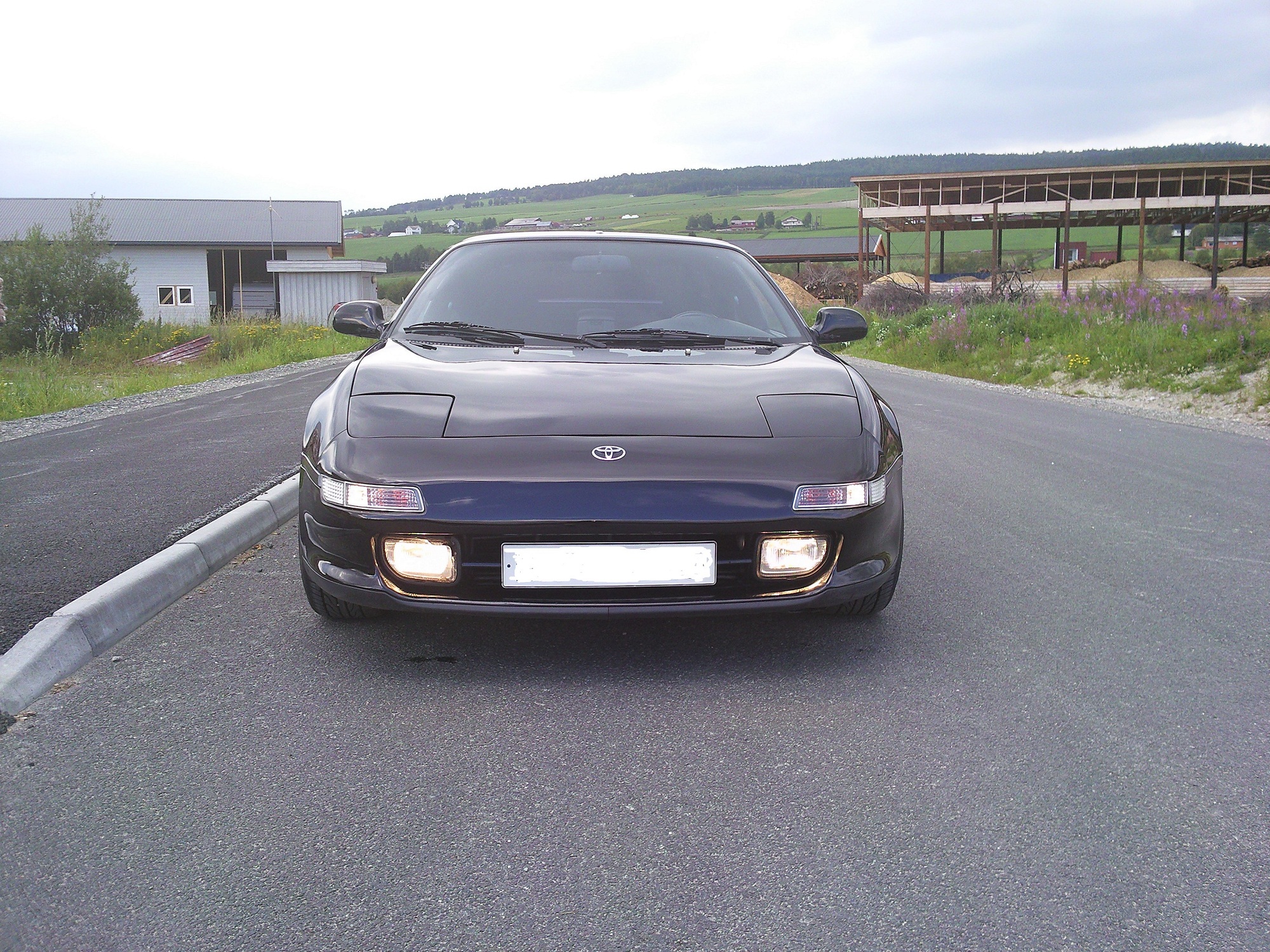 Ser såvidt skaden på ene sprederen, venstre spreder på bildet.