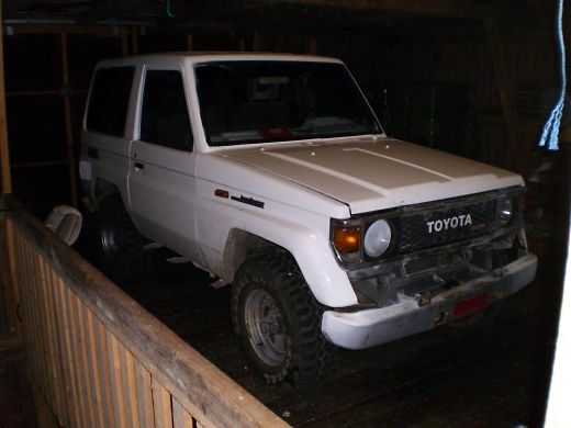 LandCruiser.jpg