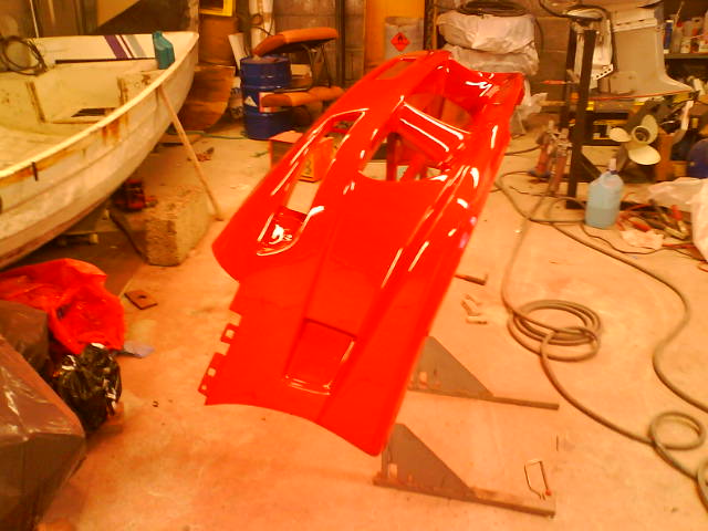 lakkert... litt bomert på farga.