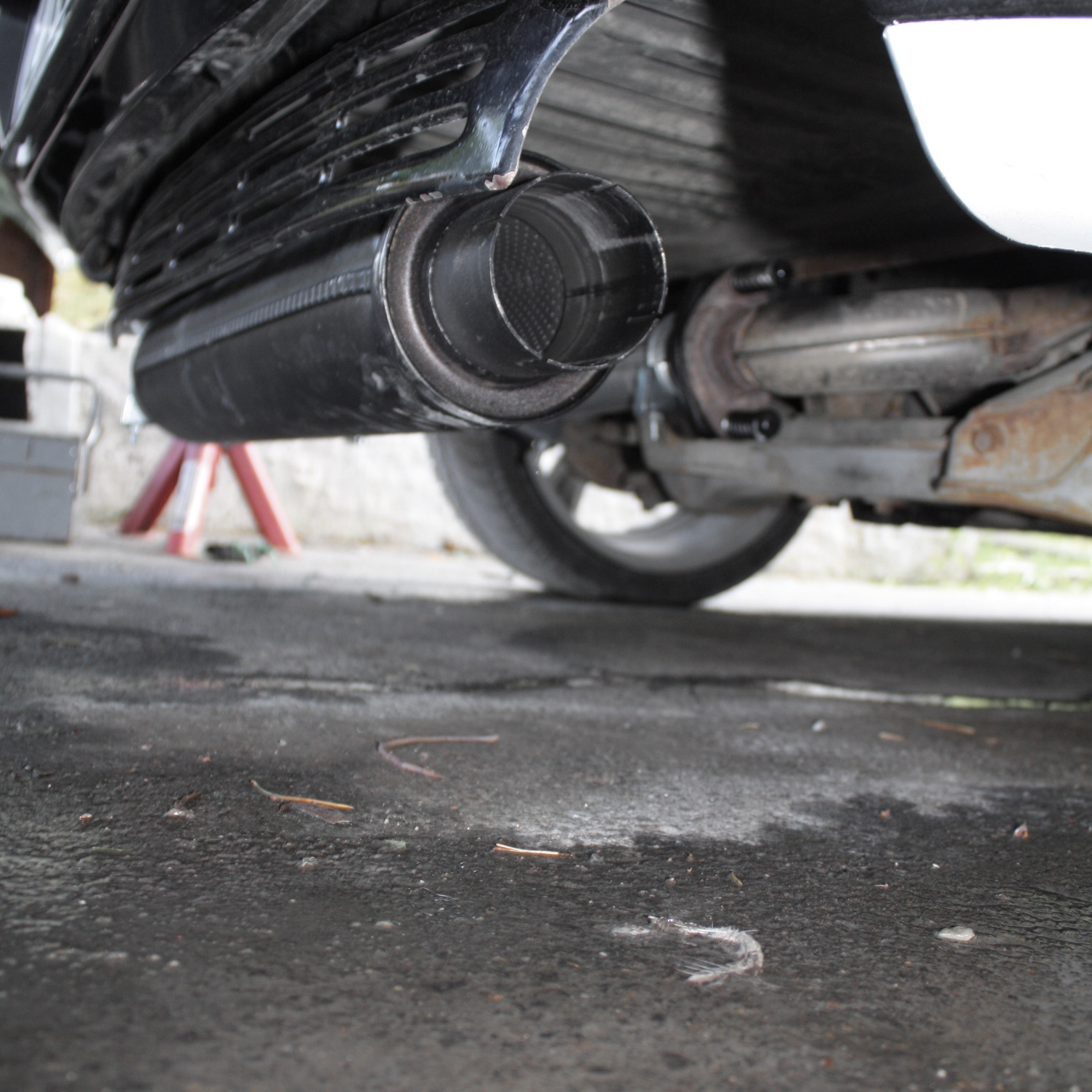 Enderøret blir en vanlig 90-graders sving som blir justert inn.