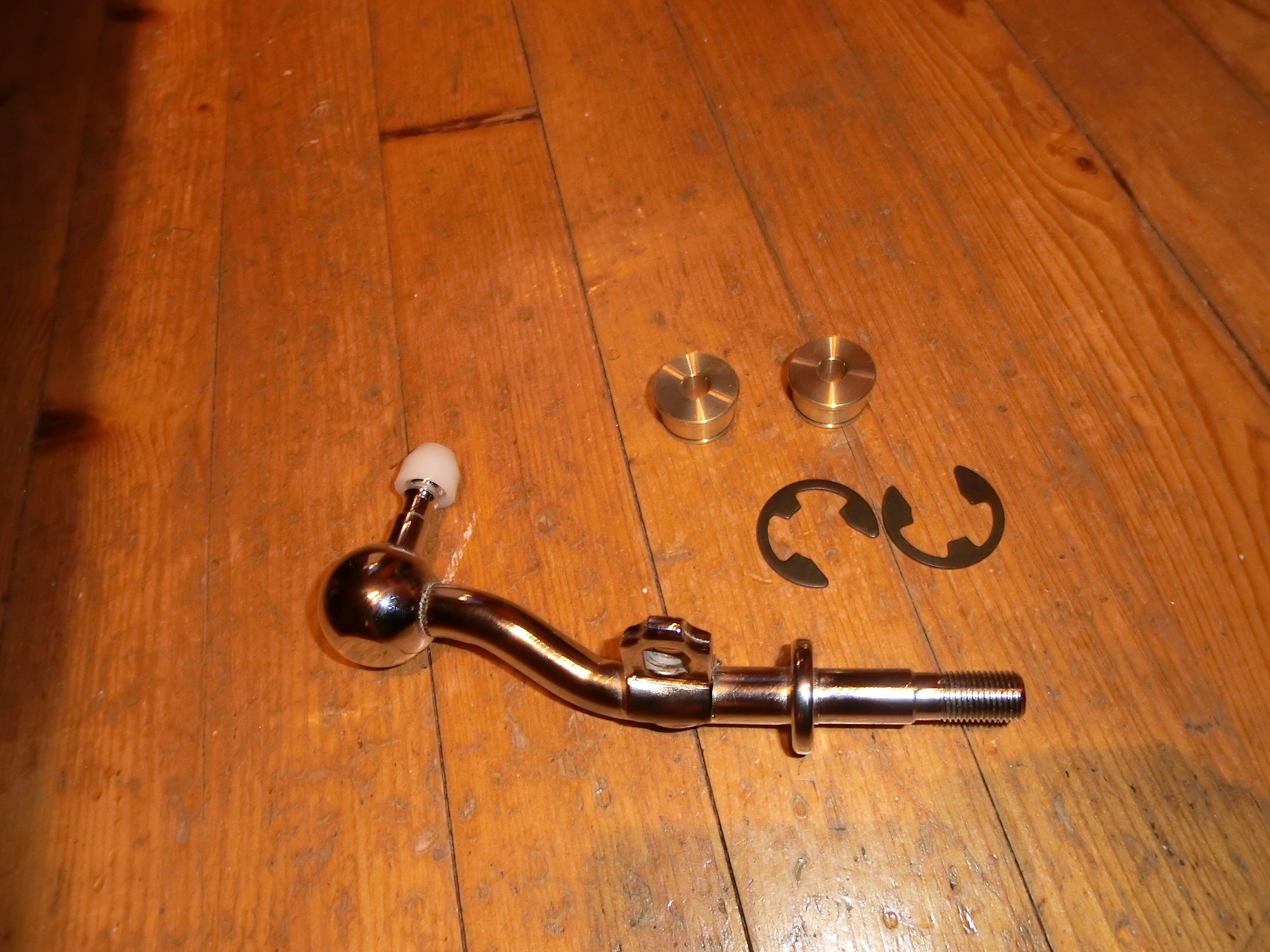 Shortshifter med kopperforinger