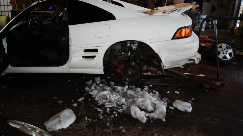 Dette er is fra bare ett av bakhjulene!