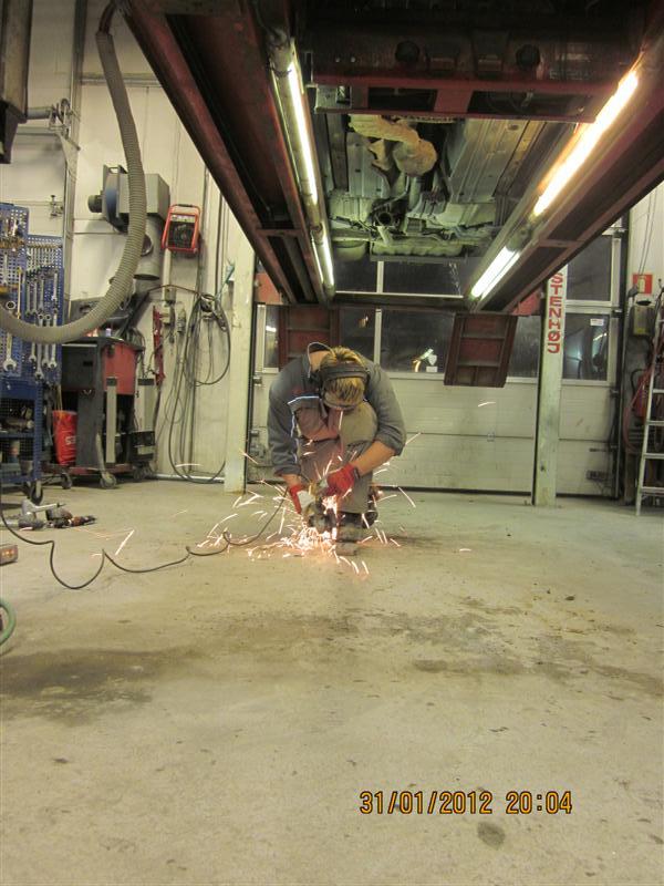 Litt kappings av selve flens emnan.