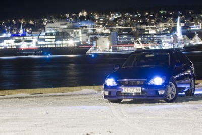 Med Tromsø sentrum i bakgrunnen.