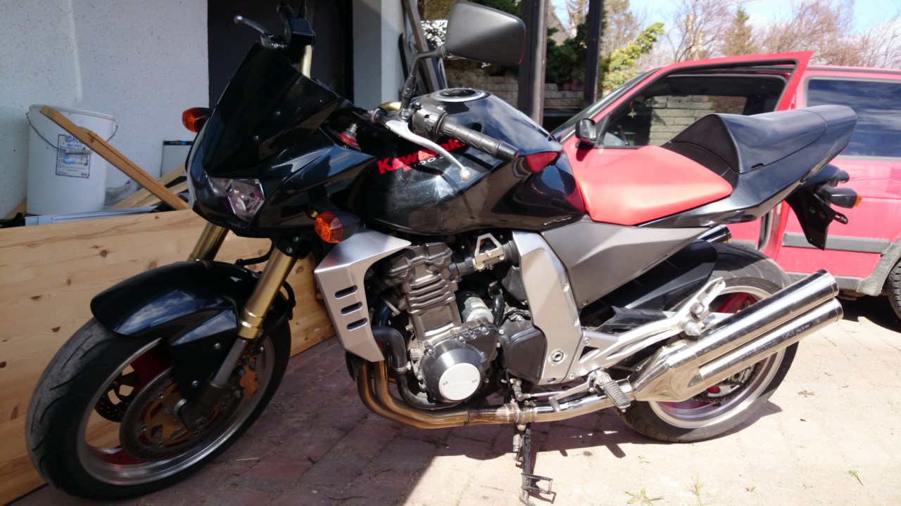 Kawasaki z1000, min første tung MC :)