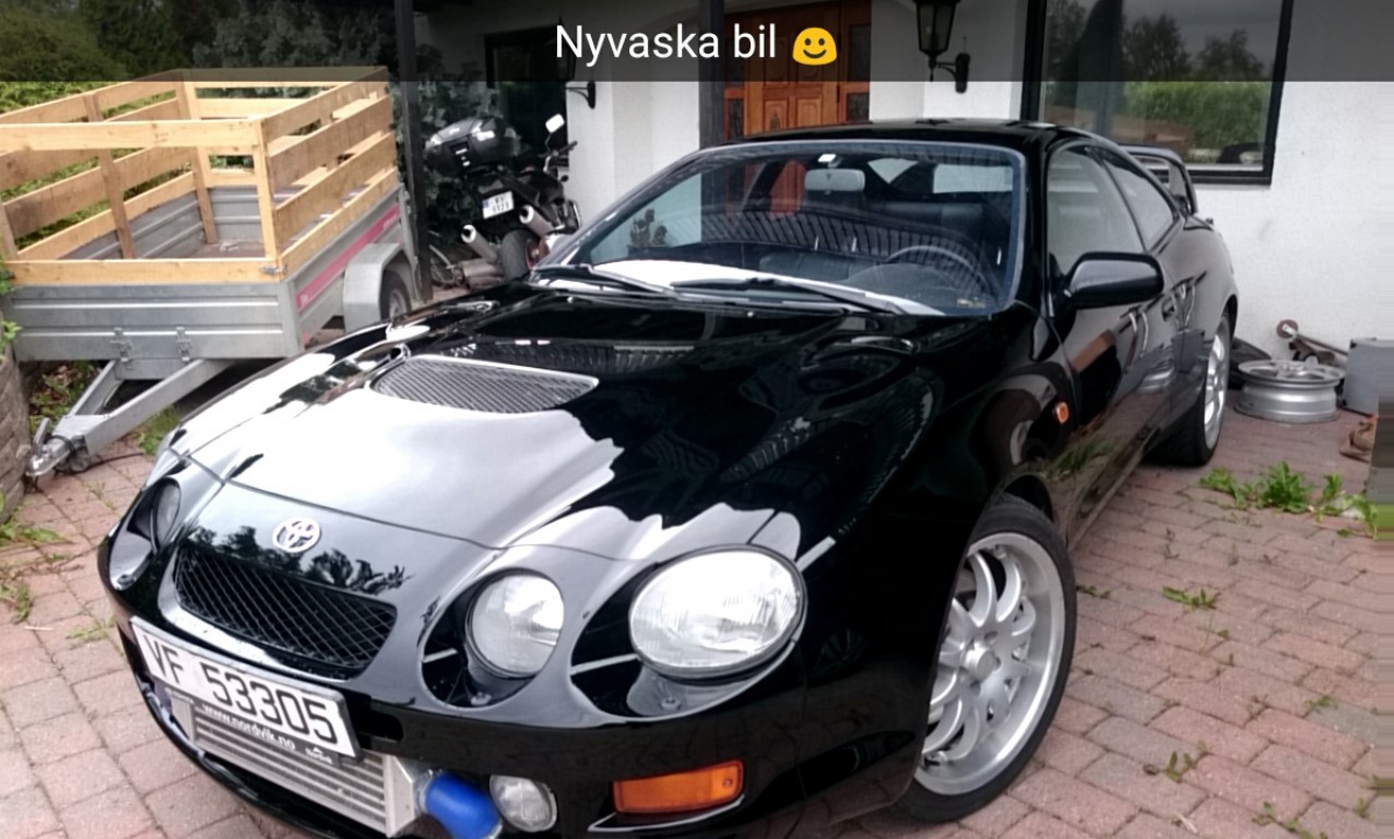 Slik er bilen nå, nyvaska og shiny