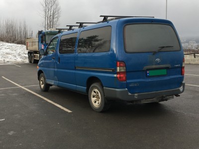 Hiace.jpg