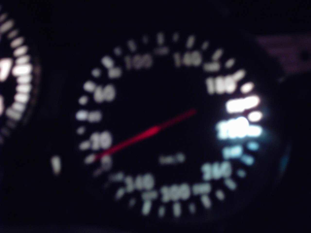 nytt speedometer-7 med lys.JPG