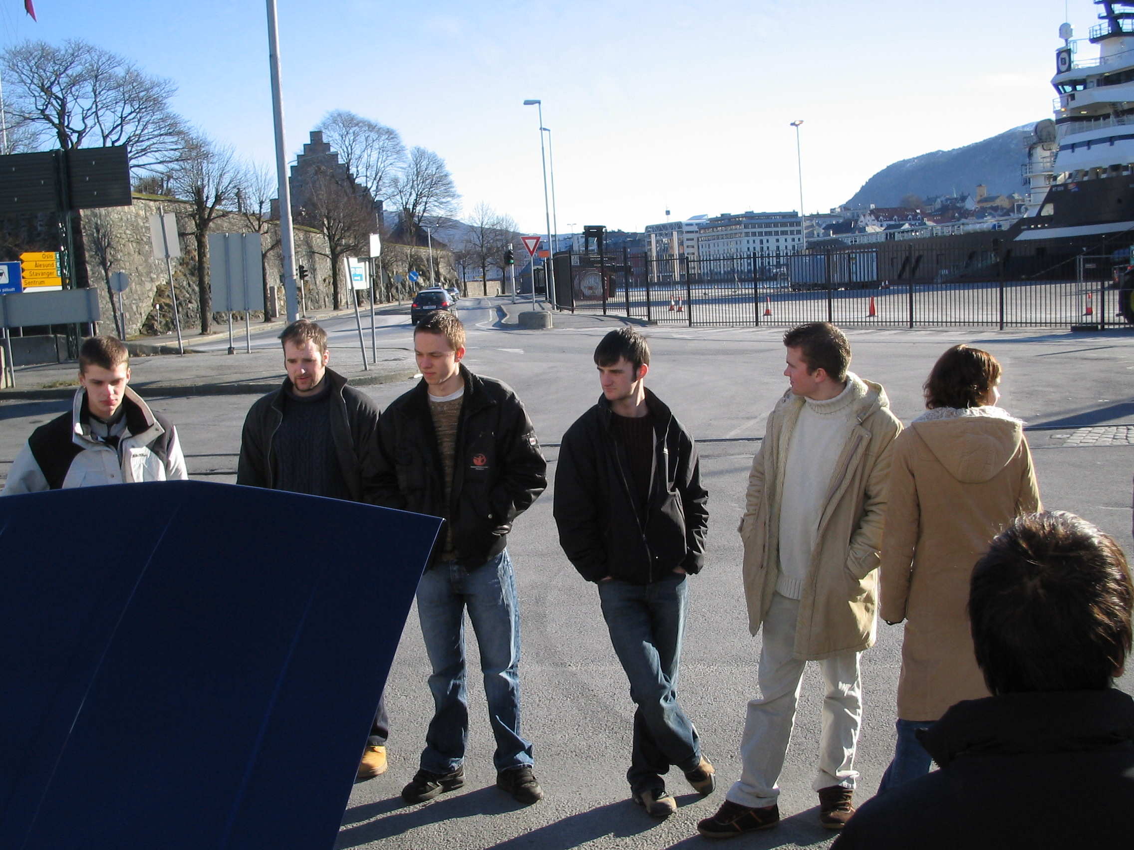 Og hva skjer når du popper hoodn'?