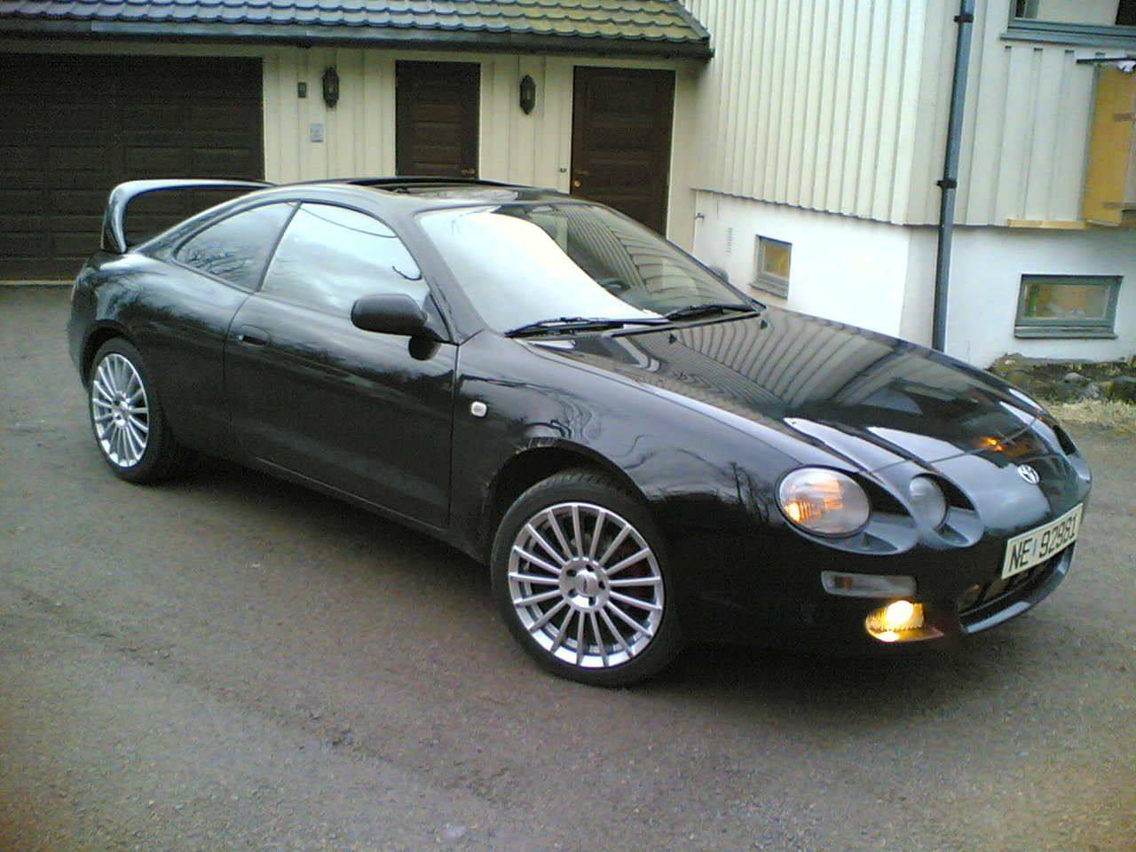 celica m vinge.jpg