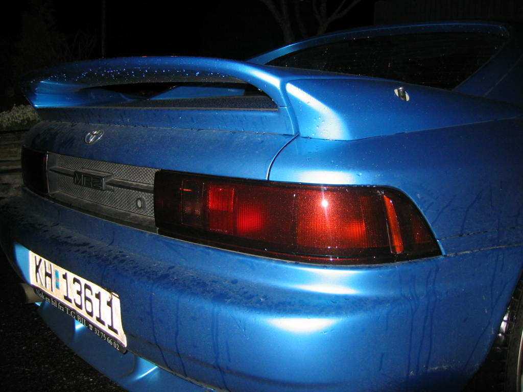 jeg sota foresten baklysa til neemi i går å la til samme candy som på bilen min....